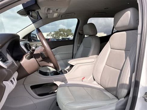 Used 2021 GMC Acadia SLT w/ Trailering Package image 17