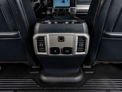 Used 2022 Ford F350 Lariat w/ Lariat Ultimate Package image 33