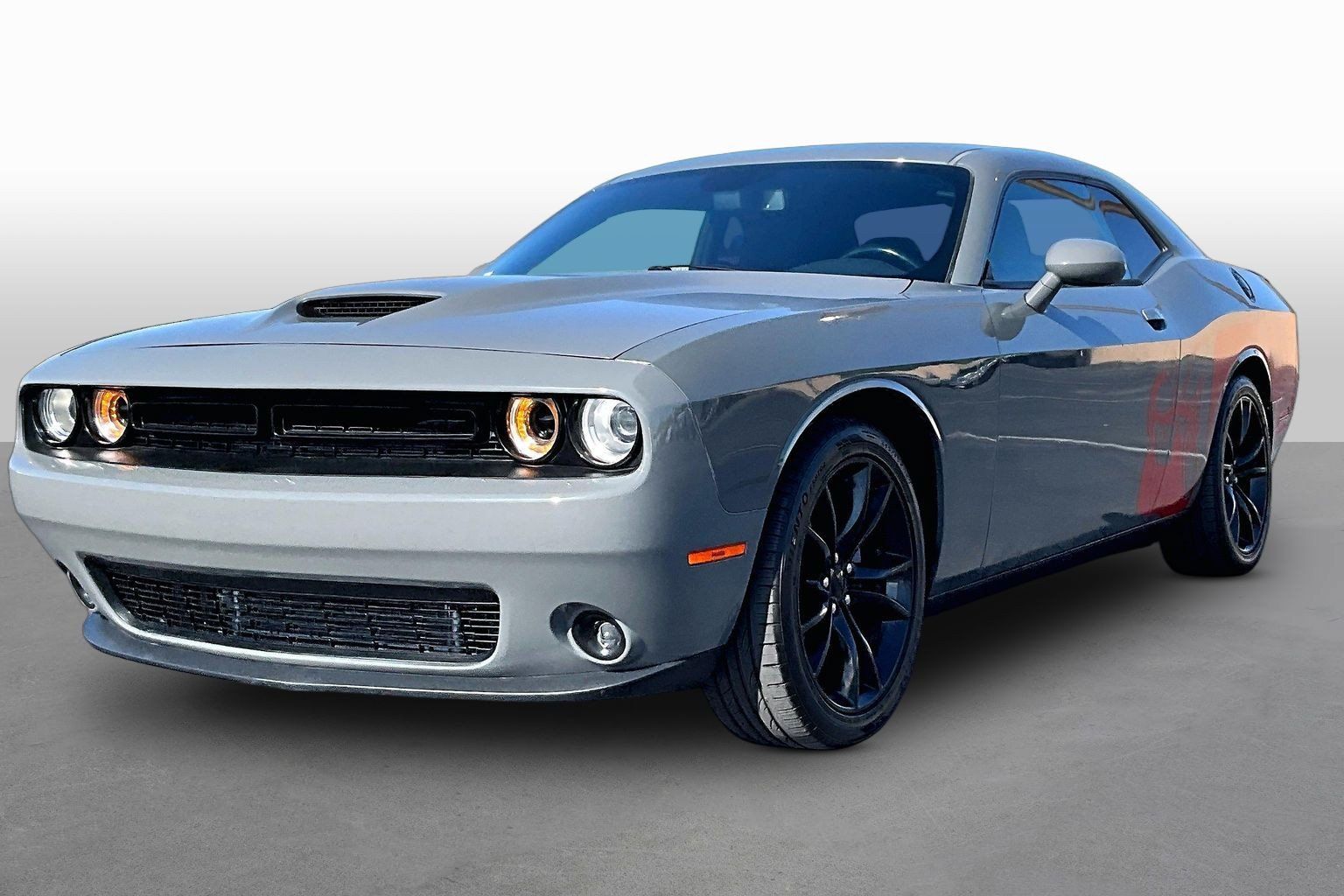 Used 2019 Dodge Challenger GT w/ Blacktop Package RWD image 1