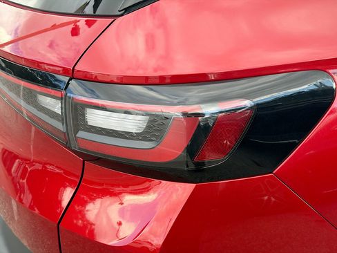 Used 2023 Volkswagen ID.4 Pro S image 10