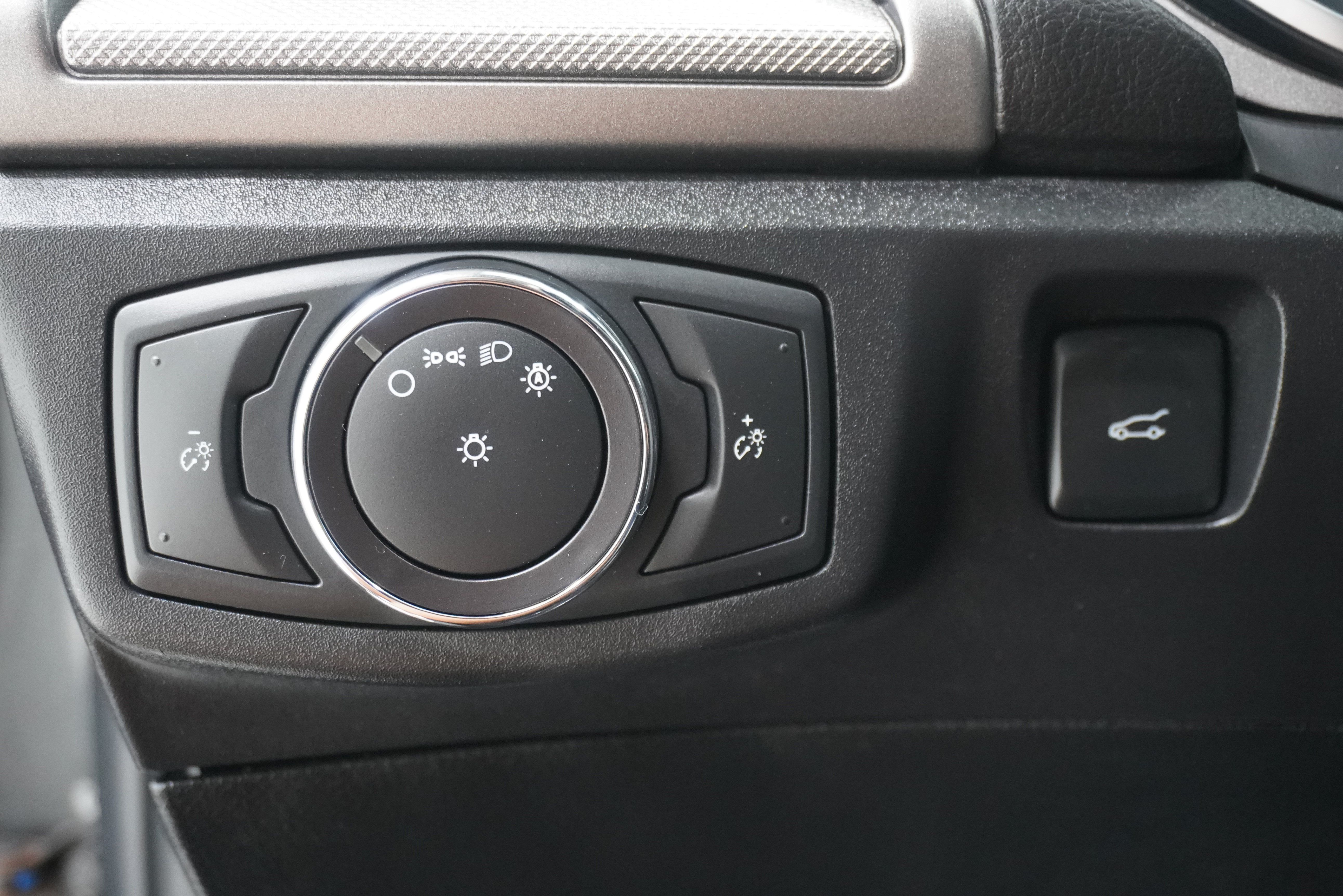 Used 2018 Ford Fusion S FWD image 21