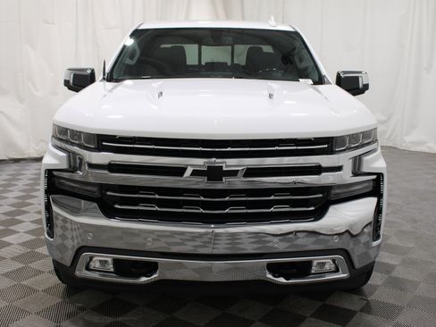 Used 2020 Chevrolet Silverado 1500 LTZ w/ LTZ Plus Package AWD/4WD image 34