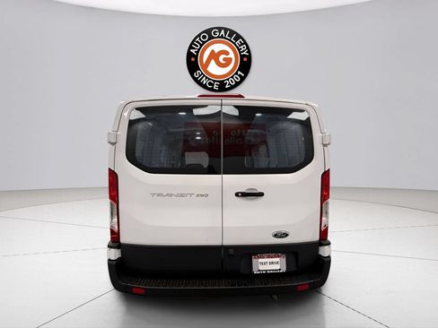 Used 2024 Ford Transit 150 Low Roof RWD image 4