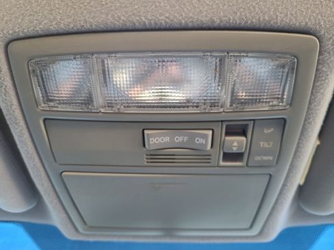 Used 2007 Toyota Camry image 18