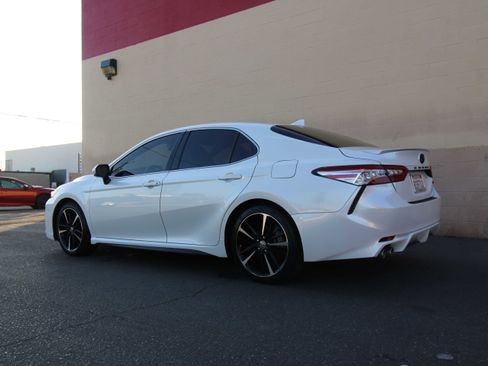 Used 2020 Toyota Camry XSE w/ Blackout Package image 16