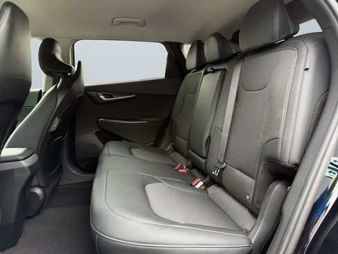 New 2025 Kia EV6 Light w/ Light LR Technology Package image 13