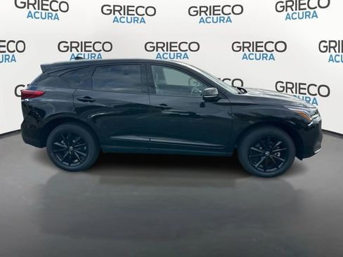 New 2025 Acura RDX SH-AWD image 5