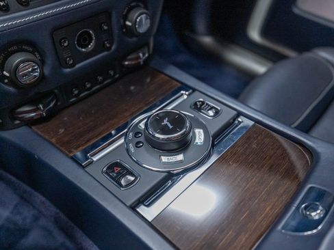 Used 2018 Rolls-Royce Ghost RWD image 15