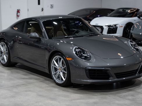 Used 2018 Porsche 911 Carrera RWD image 8