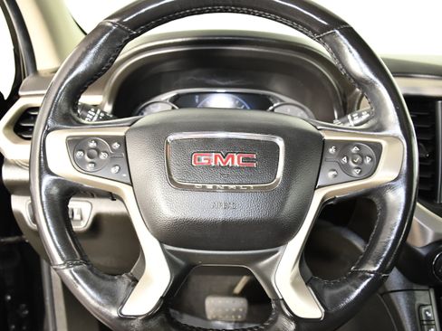 Used 2017 GMC Acadia Denali w/ Technology Package AWD/4WD image 19
