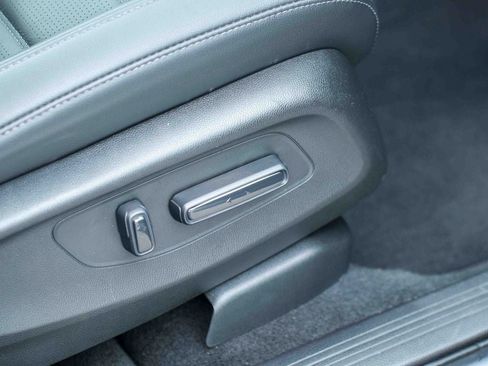 Used 2026 Honda CR-V EX-L image 16