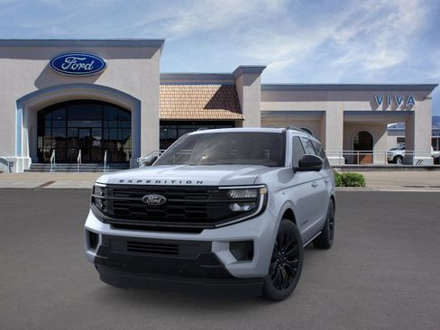 New 2025 Ford Expedition Platinum w/ Stealth Appearance Package image 2