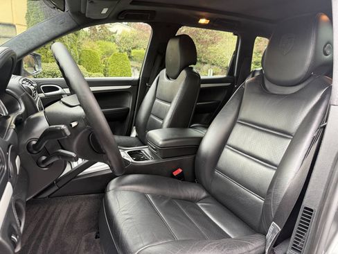 Used 2008 Porsche Cayenne Turbo AWD/4WD image 11