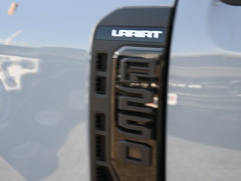 New 2026 Ford F250 Lariat w/ Black Appearance Package AWD/4WD image 48