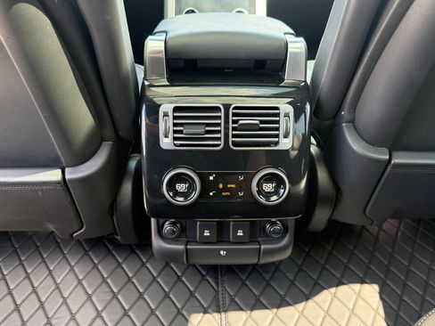Used 2018 Land Rover Range Rover HSE AWD/4WD image 21