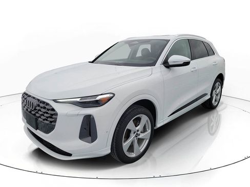 New 2025 Audi Q5 2.0T Premium Plus image 2