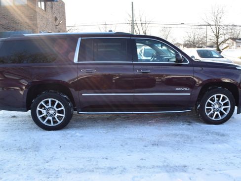 Used 2017 GMC Yukon XL Denali w/ Open Road Package image 5
