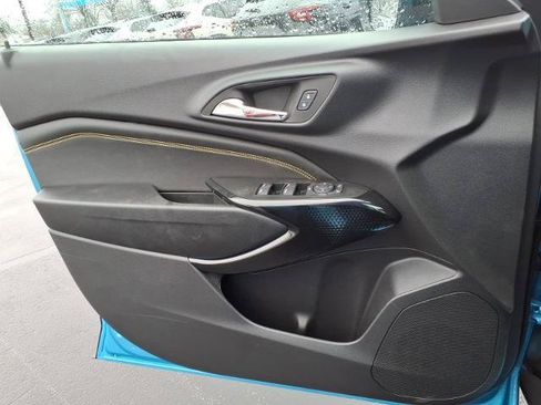 New 2026 Chevrolet Trax LT w/ Sunroof Package FWD image 8