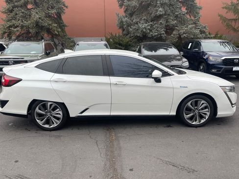 Used 2018 Honda Clarity Touring image 8