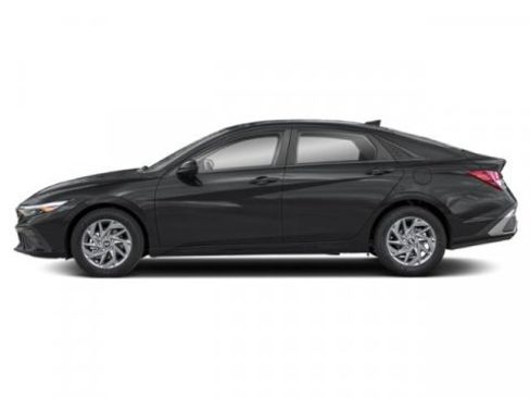 New 2026 Hyundai Elantra SEL Sport Premium FWD image 3