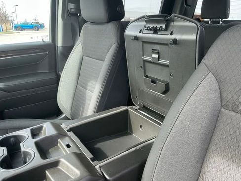 Used 2023 Chevrolet Silverado 1500 LT image 33