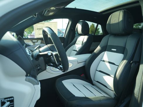 New 2026 Mercedes-Benz GLE 53 AMG 4MATIC Coupe image 39