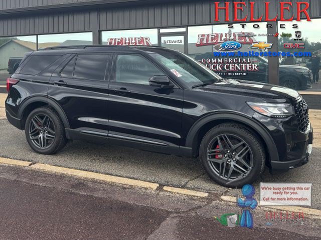 Used 2025 Ford Explorer ST AWD/4WD image 1