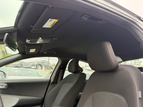 Used 2023 Hyundai Ioniq 6 SE AWD/4WD image 19