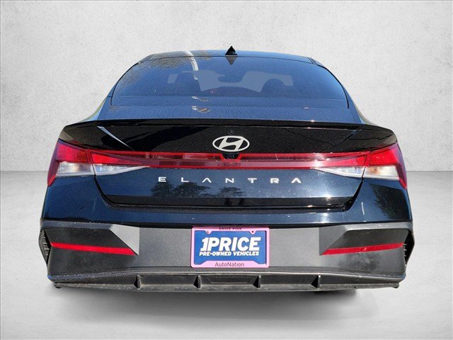 Used 2025 Hyundai Elantra Sport w/ Cargo Package FWD image 7