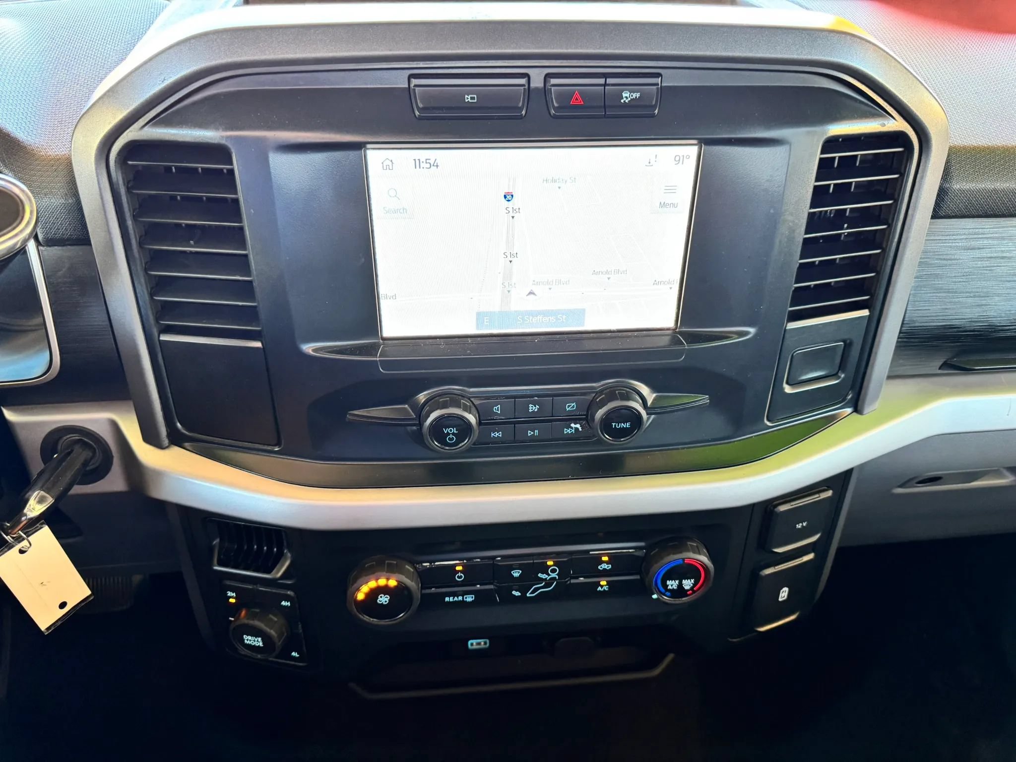 Used 2022 Ford F150 XLT AWD/4WD image 14