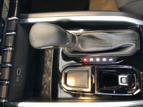 Certified 2023 Chevrolet Colorado W/T w/ WT Convenience Package II image 21