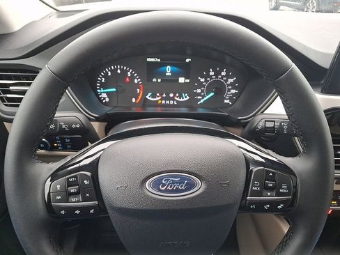 Certified 2022 Ford Escape SEL image 21