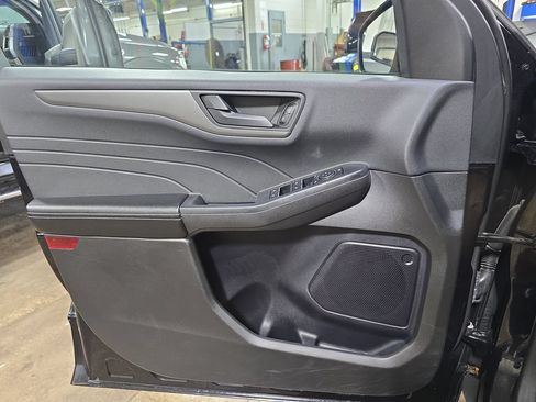 Used 2024 Ford Escape Active AWD/4WD image 27