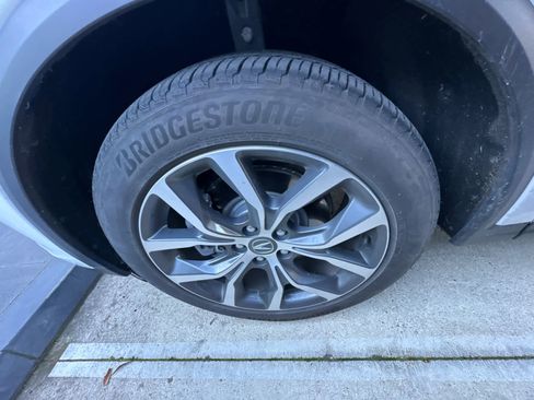 Used 2023 Acura MDX SH-AWD w/ Technology Package image 6