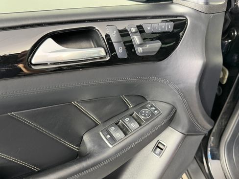 Used 2013 Mercedes-Benz ML 63 AMG 4MATIC image 34
