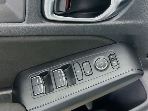 Used 2025 Honda Civic Sport image 15