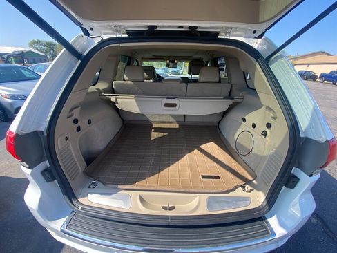 Used 2014 Jeep Grand Cherokee Overland w/ Advanced Technology Group image 14