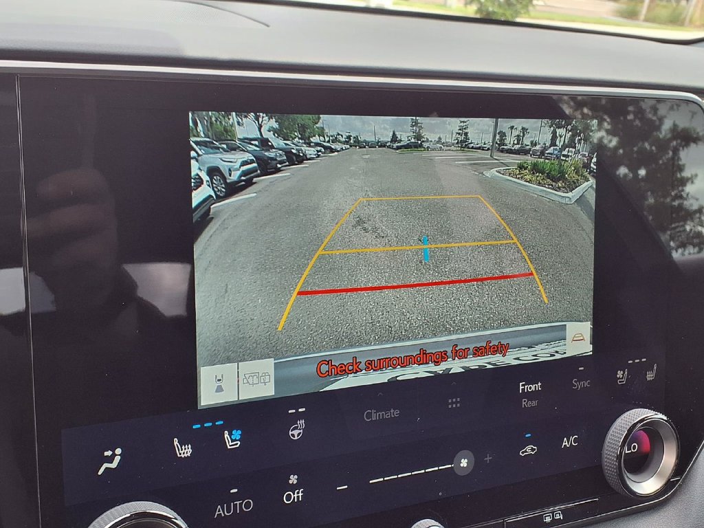 Used 2025 Lexus RX 350 Premium FWD image 25