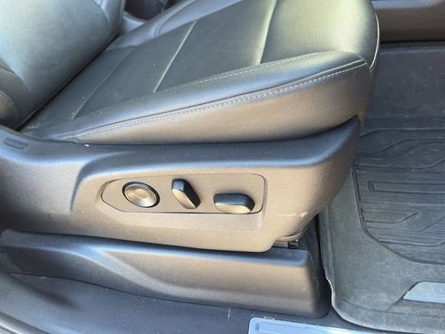 Used 2024 GMC Sierra 1500 SLT w/ SLT Premium Plus Package image 19