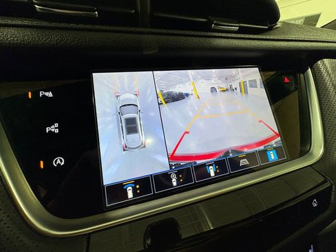 Used 2025 Cadillac XT5 Sportv w/ Technology Package AWD/4WD image 25