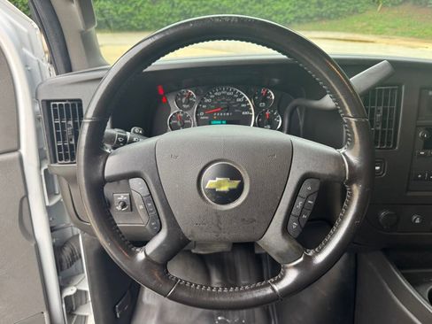 Used 2020 Chevrolet Express 2500 w/ Driver Convenience Package RWD image 27