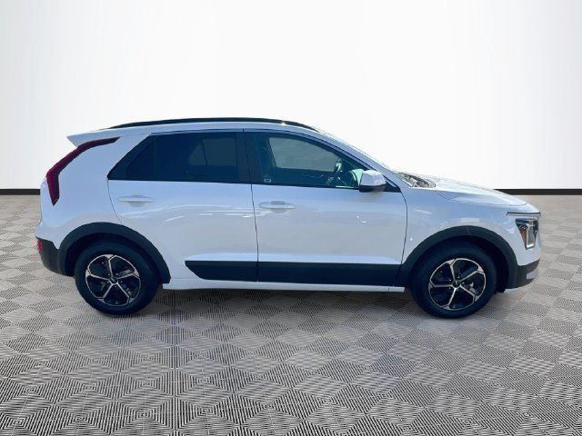 New 2026 Kia Niro LX FWD image 8