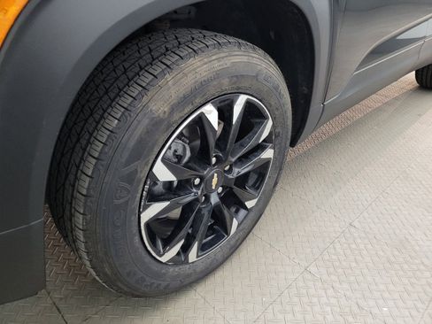 Used 2022 Chevrolet TrailBlazer LT AWD/4WD image 31