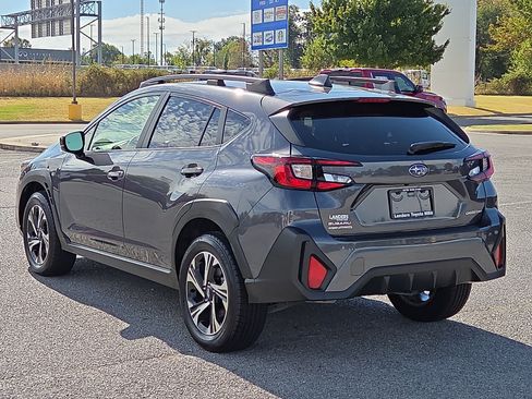 Used 2024 Subaru Crosstrek 2.0i Premium w/ Crosstrek Mirror Package AWD/4WD image 4