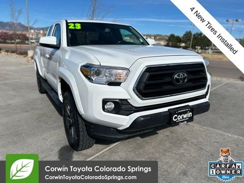 Used 2023 Toyota Tacoma SR5 AWD/4WD image 1
