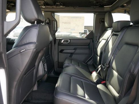 New 2025 Ford Bronco Outer Banks image 12