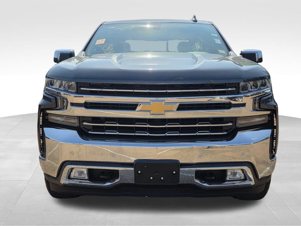 Used 2019 Chevrolet Silverado 1500 LTZ w/ LTZ Plus Package AWD/4WD image 3