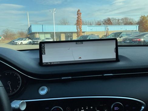 Used 2025 Genesis GV70 2.5T image 22