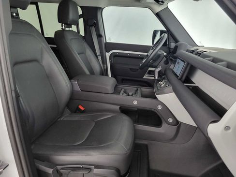 Used 2023 Land Rover Defender 110 S AWD/4WD image 10