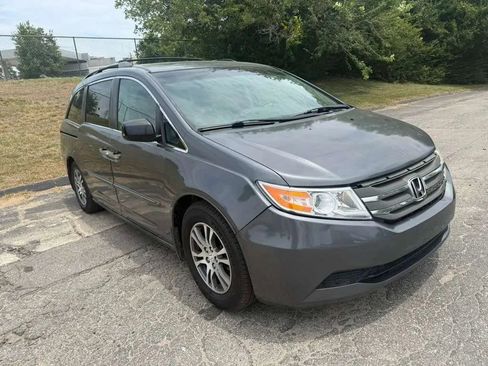 Used 2011 Honda Odyssey EX-L image 2
